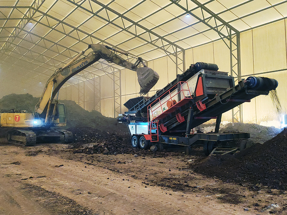 德森移動篩分車應(yīng)用現(xiàn)場