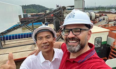 客戶考察參觀項(xiàng)目現(xiàn)場運(yùn)營情況